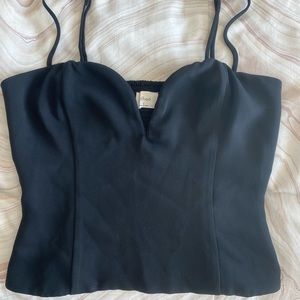 Wilfred Aritzia Low-Cut top
